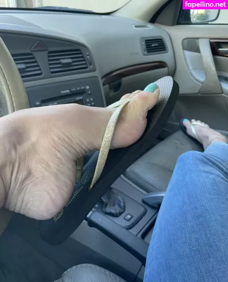 Mimifootnip OnlyFans Thumbnail #UA9fzYIJCI