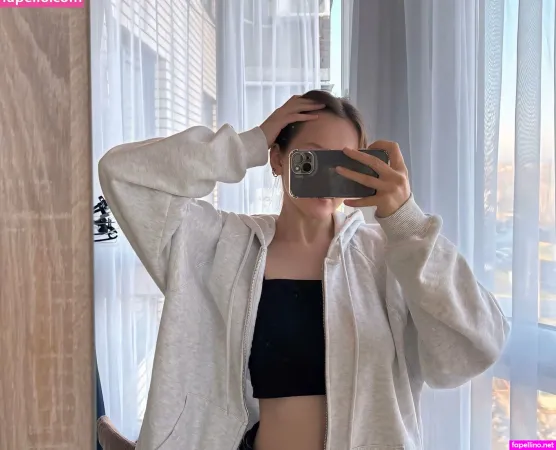 Mimiolivia Main Profile Photo