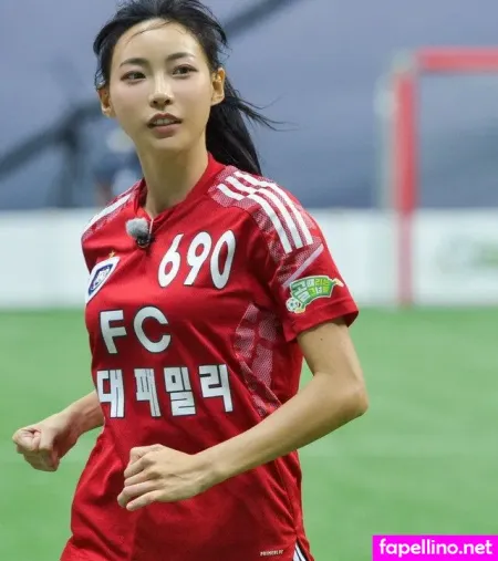 Min Ji Kim OnlyFans Thumbnail #FZMdTRC5aS