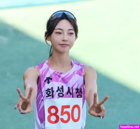 Min Ji Kim OnlyFans Thumbnail #z4A0H0mVAn