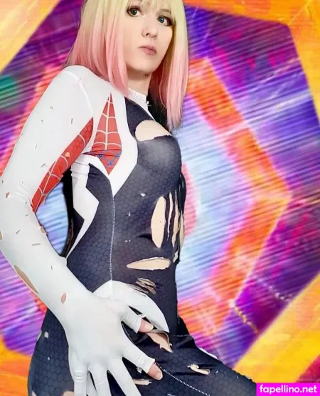 Mina Draculina Main Profile Photo