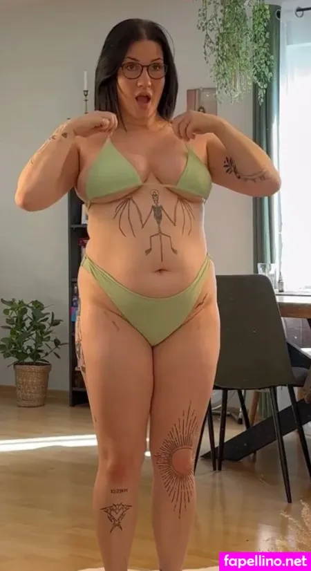 Mina Jones OnlyFans Thumbnail #0tO2sxjYQu