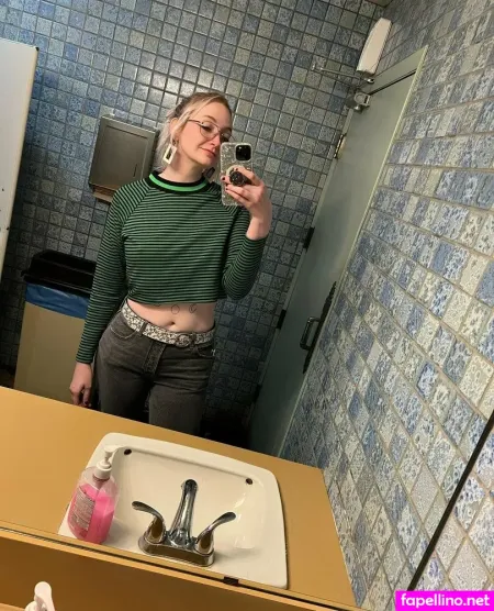 Mina Rose OnlyFans Thumbnail #QSRzlFFTO0