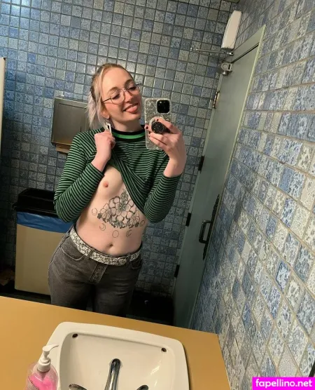 Mina Rose OnlyFans Thumbnail #lvPBlWkbd3