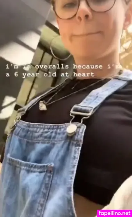 Mina Sundwall OnlyFans Thumbnail #IMfvZfiyER