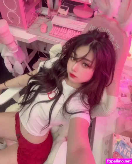 Mina Syu OnlyFans Thumbnail #MZ5cA32wMj