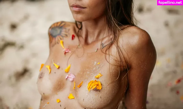 Mina Winkel OnlyFans Thumbnail #hbOse512jf