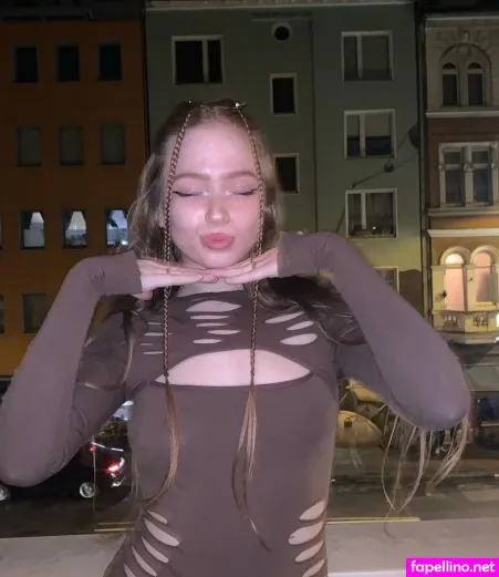 Minaaselinaa OnlyFans Thumbnail #7fW2cKshZB