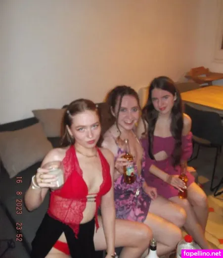 Minaaselinaa OnlyFans Thumbnail #ArHyckBw3K