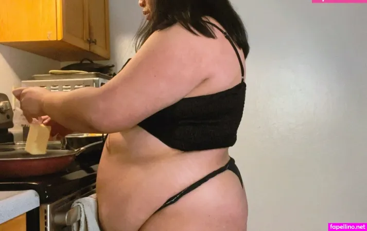 Minamahalbbw 1 OnlyFans Thumbnail #3MBH9V0YZS