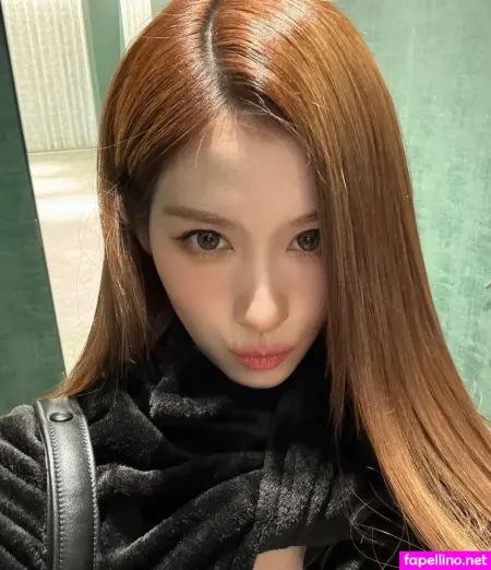 Minatozaki Sana Twice OnlyFans Thumbnail #CbN4dFlSn3