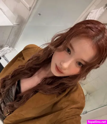 Minatozaki Sana OnlyFans Thumbnail #fbw5lRv7KE