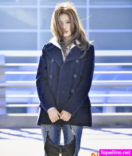 Minatozaki Sana OnlyFans Thumbnail #ze5VzA4yiy