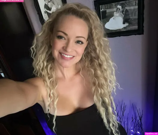 Mindy Robinson OnlyFans Thumbnail #YPHiMjzqlx