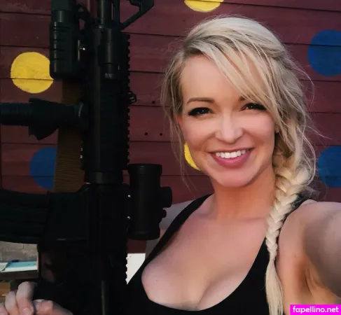 Mindy Robinson OnlyFans Thumbnail #wqphrLDDxL