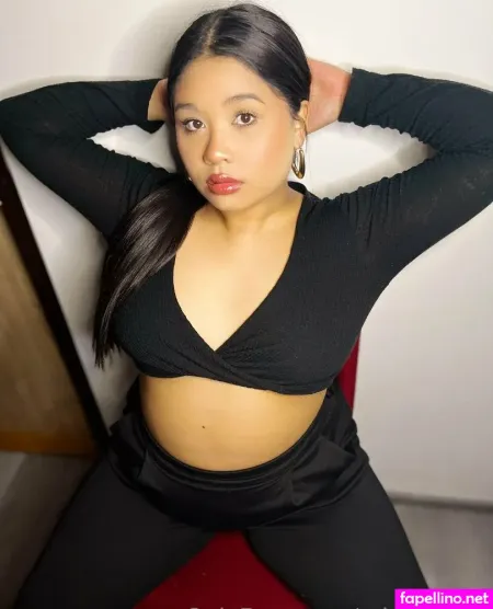 Mindylee1 OnlyFans Thumbnail #0CH4gsWYr5