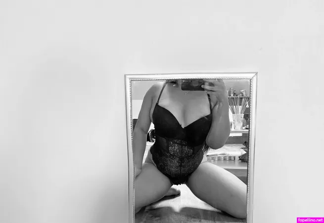 Mindylee1 OnlyFans Thumbnail #oyhD5YdDd2