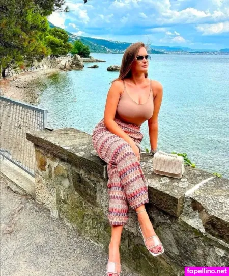Minela Iljazovic Main Profile Photo