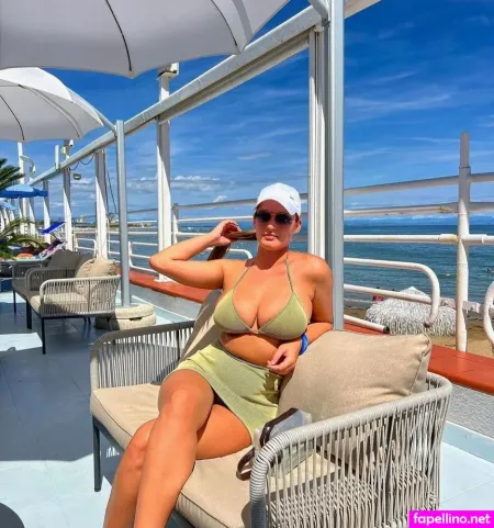 Minela Iljazovic OnlyFans Thumbnail #i98j8showj