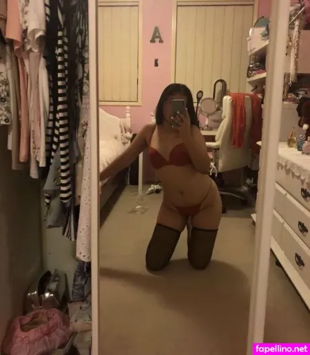 Mini Hangz OnlyFans Thumbnail #UJnSRKKoTl