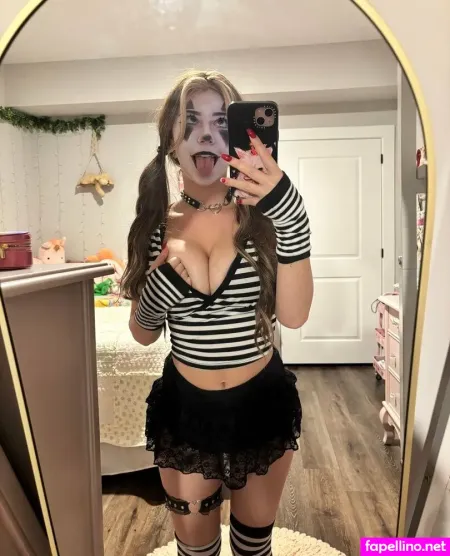 Mini Masochist 3 Main Profile Photo