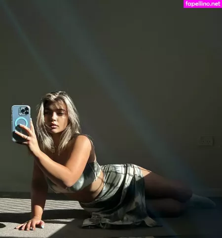 Mini Moo OnlyFans Thumbnail #JlhYYiBo0C