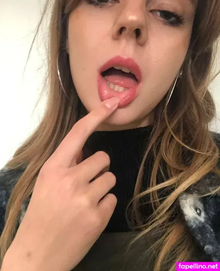 Mini Violet OnlyFans Thumbnail #t9VFSrDtIo