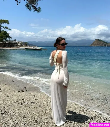 Minikarolina OnlyFans Thumbnail #JNCLDEEtEW