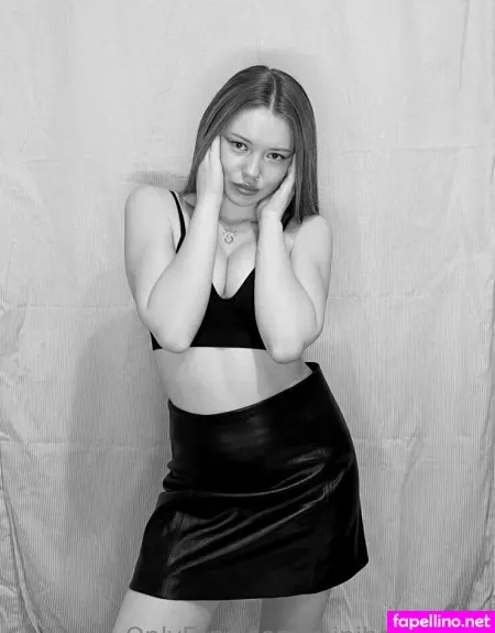 Minimasha19 OnlyFans Thumbnail #0yAwFjrqrl