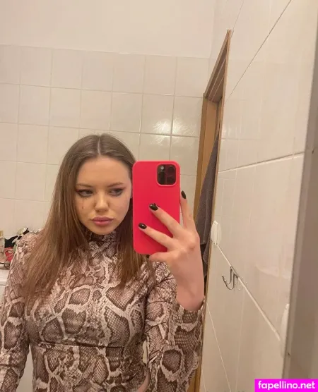 Minimasha19 OnlyFans Thumbnail #W15DLcHcGF