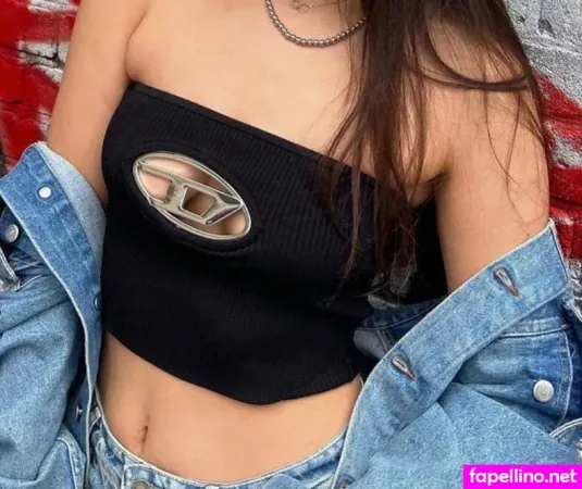 Minimoli OnlyFans Thumbnail #cwLpMhWMZy