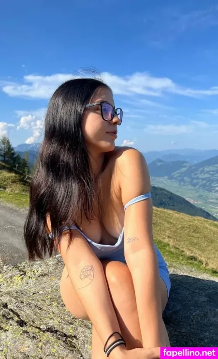 Mininerd OnlyFans Thumbnail #QSvJADp4H0