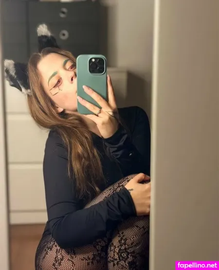 Minishira OnlyFans Thumbnail #FESJ8cCFIN