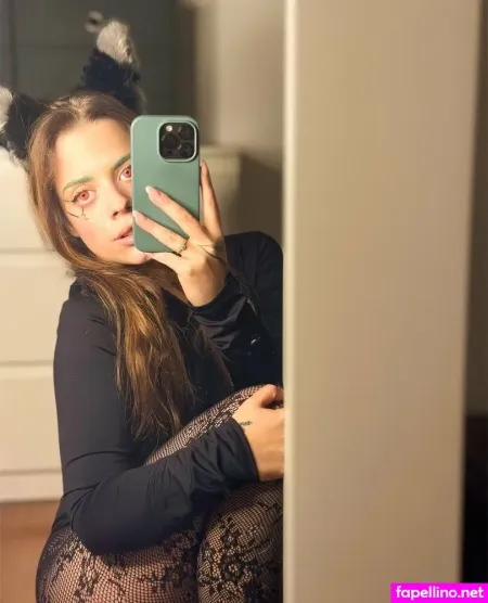 Minishira OnlyFans Thumbnail #It0qhQDMv3