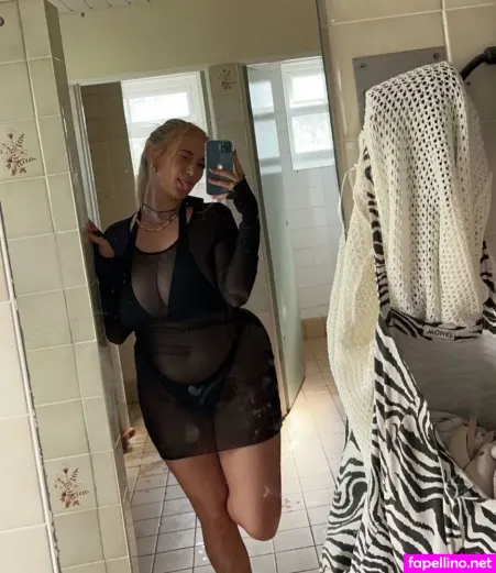 Minnie OnlyFans Thumbnail #P45pBRF999