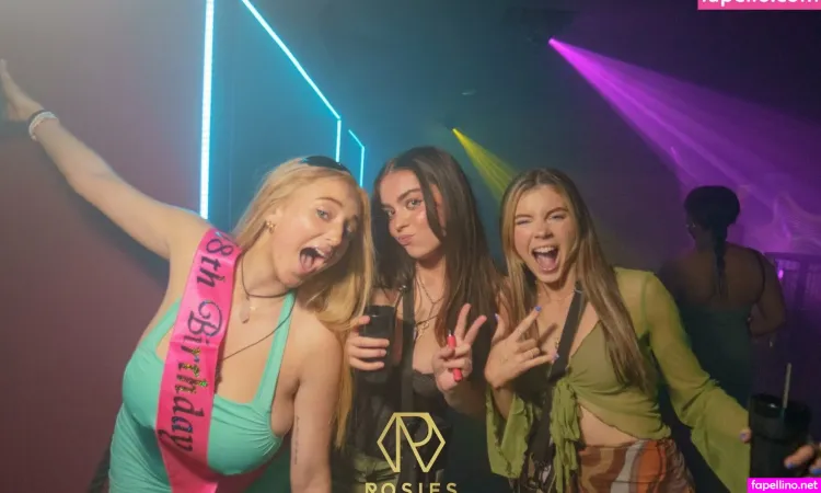 Minnie OnlyFans Thumbnail #aAXhfW2SKt