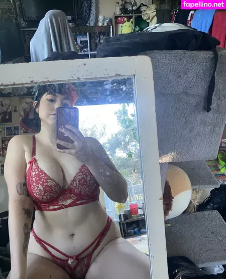 Minniealiencos OnlyFans Thumbnail #j5ekRvekv3