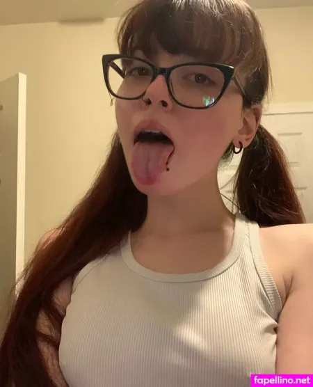 Minxy Moxxi OnlyFans Thumbnail #0i4zI0nAsF