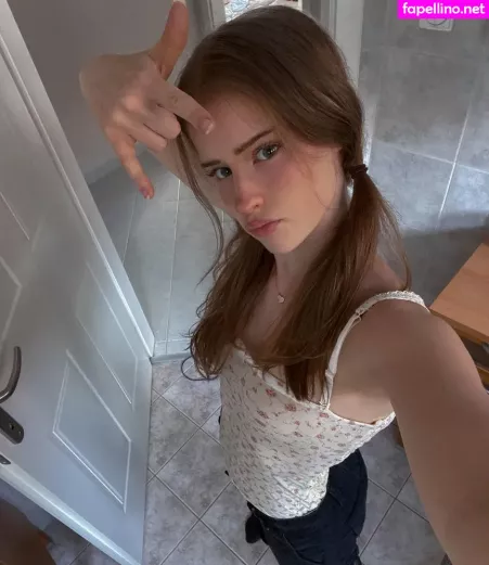 Mira 004 OnlyFans Thumbnail #DaMb9qJ5Za