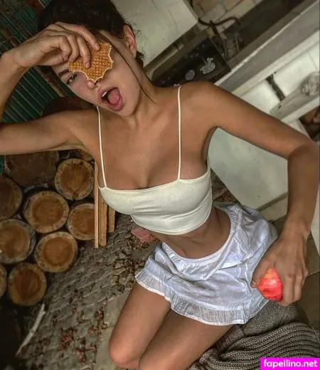 Mira Anna Dolan Main Profile Photo