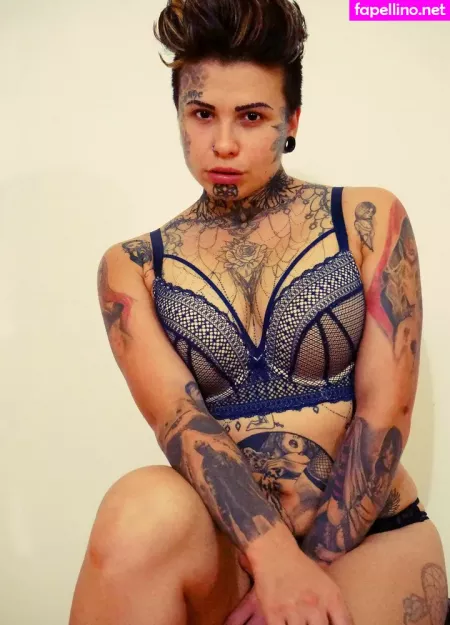 Mira Cuckold OnlyFans Thumbnail #axPxiWgJYH