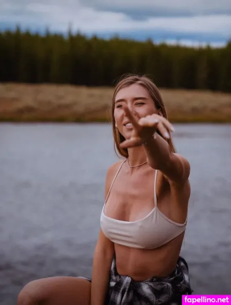 Mira Heyhorny Cb 1 OnlyFans Thumbnail #SPc6ZG5jFE
