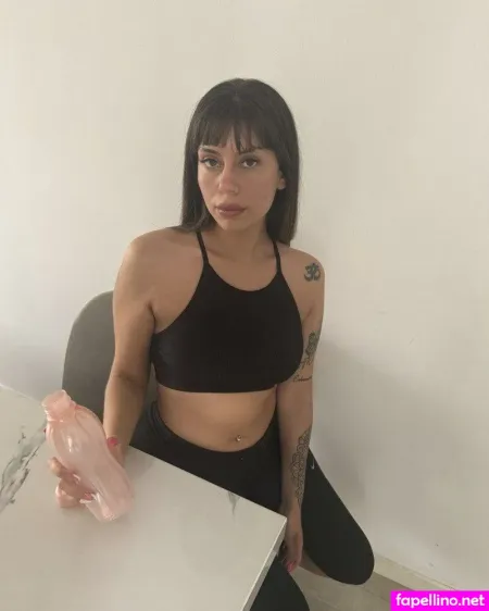 Mira Love OnlyFans Thumbnail #nHPj3Cz2bP