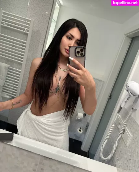 Mira Nouri OnlyFans Thumbnail #Ef48CdEYY6