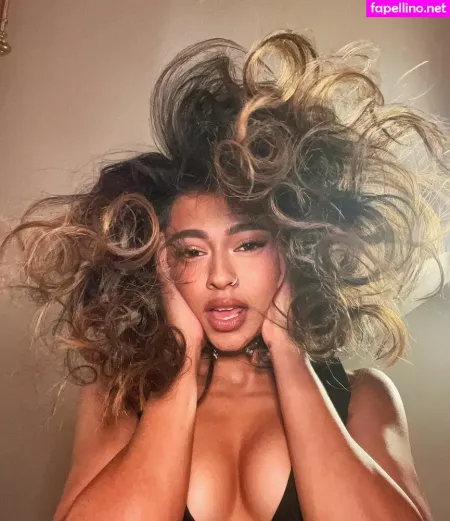 Mira Patel 1 OnlyFans Thumbnail #0ORLAY3cDK