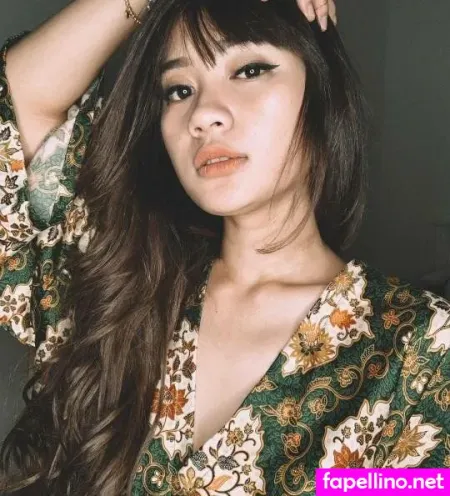 Mira Syafira OnlyFans Thumbnail #l7owBIhm9U