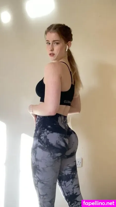 Mira Szalma 1 OnlyFans Thumbnail #Bn7IbHkbfw