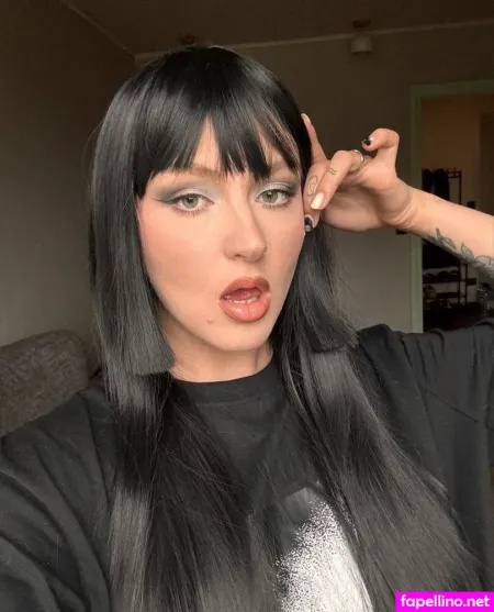 Mira Valkonen OnlyFans Thumbnail #H0hF8fzLW5