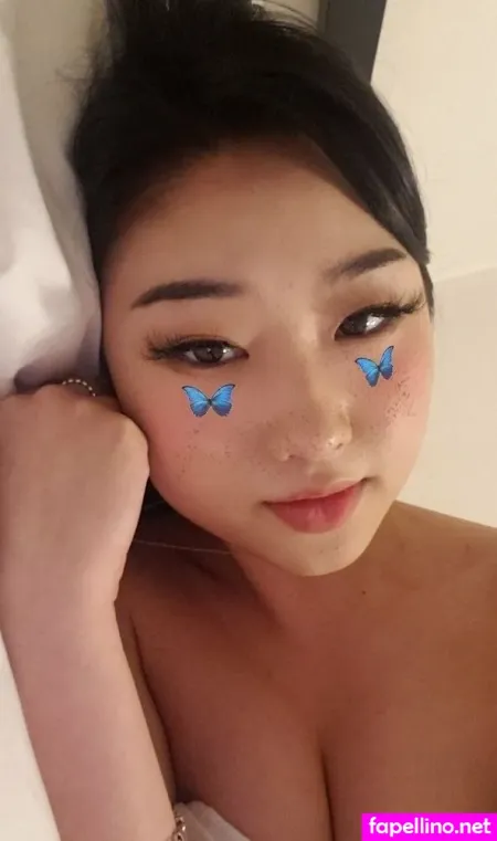 Mira Wong OnlyFans Thumbnail #CrTeneiMn5