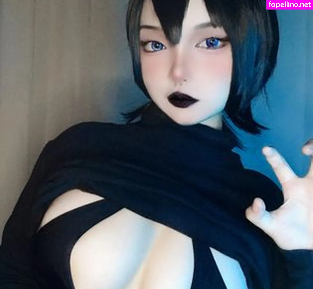 eroticmedusa, miraaam_, miraah_mikuu Nude Leaked OnlyFans Photo #8L1eIdV0q9